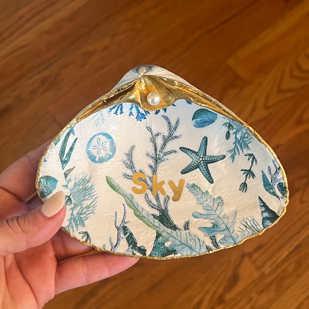 Personalized seashell